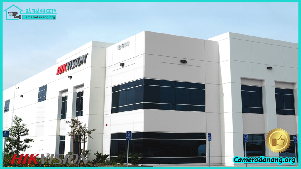 dau-ghi-16-kenh-hikvision-ids-7216hqhi-m2-xt-1