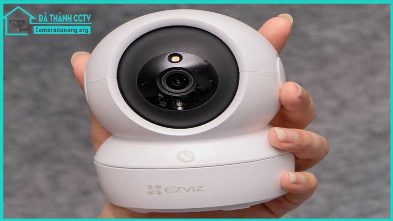 top-5-camera-giam-sat-cho-quan-cafe