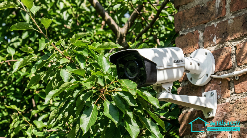 Lắp camera sai vị trí khiến không nhìn rõ mặt người-2